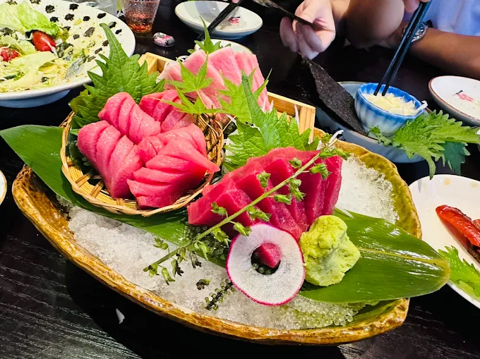 Takumi Sushi