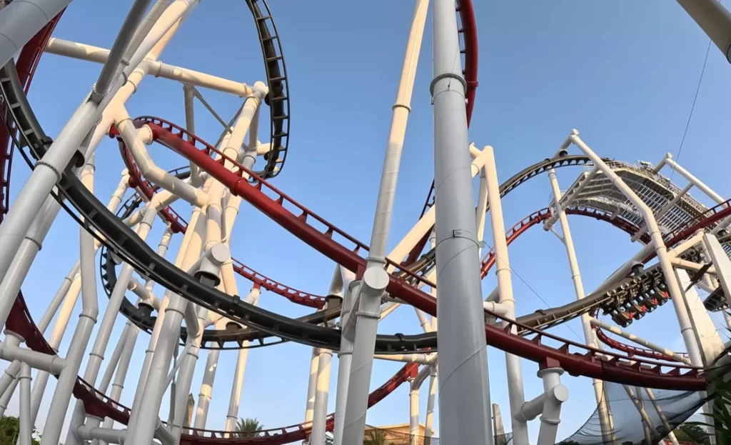 Battlestar Galactica HUMAN vs CYLON